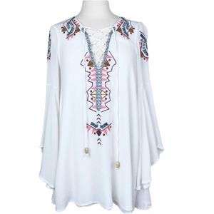 Lulu’s Embroidered Boho Festival Romantic Bell Sleeve Top White Size S